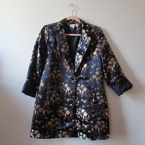 CHARLOTTE RUSSE FLORAL BROCADE  BLAZER SIZE M